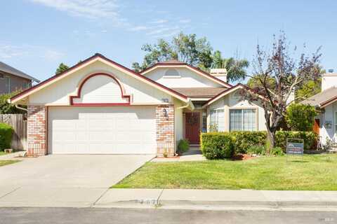 767 Raven Drive, Vacaville, CA 95687