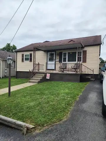 107 Glenn Ave, BECKLEY, WV 25801