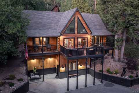 893 Silver Tip Drive, Big Bear Lake, CA 92315