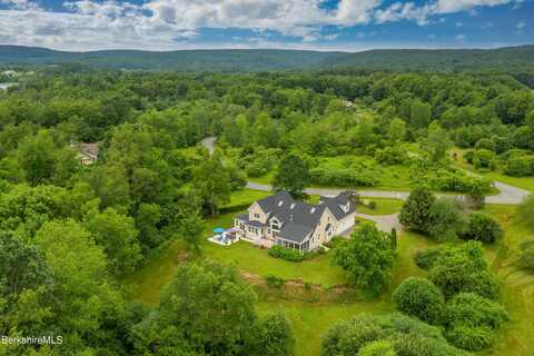 5 Silver Mine Ln, West Stockbridge, MA 01266