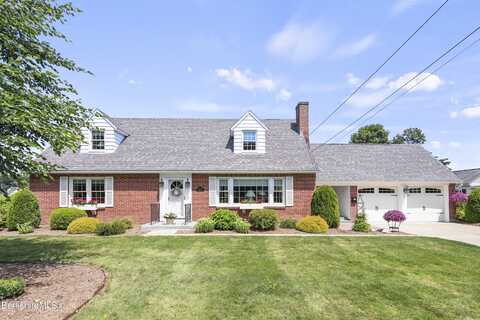 225 Williams St, Pittsfield, MA 01201