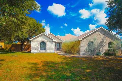 504 W SULLIVAN ST, Skidmore, TX 78389