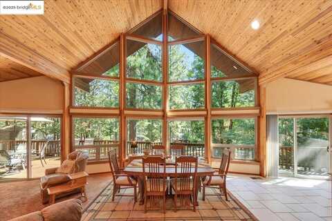 17061 Broken Pine Rd, Sonora, CA 95370