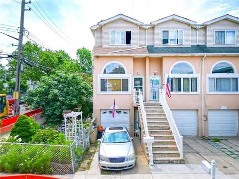 79 New Lane, Staten Island, NY 10305