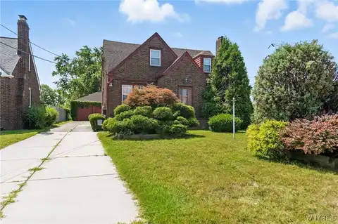 841 Cleveland Drive, Cheektowaga, NY 14225