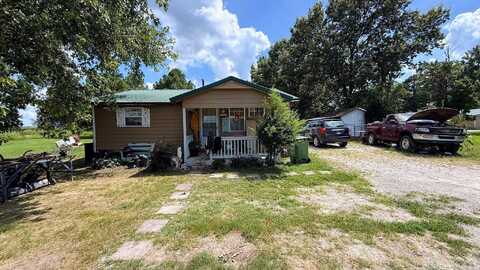 208 Rice Street, Hoxie, AR 72433