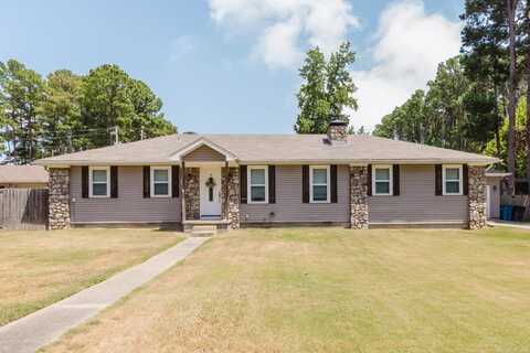 1602 Woodland Dr, Bryant, AR 72022