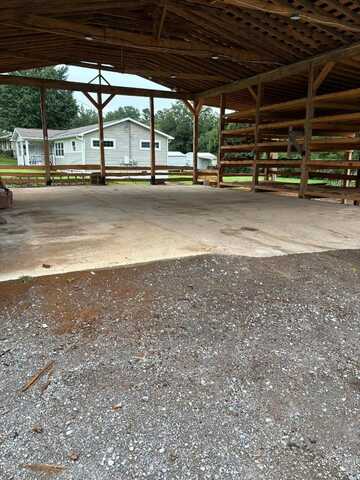 135 East Avenue, Rossville, GA 30741