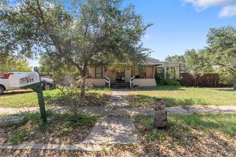 635 Fetick Avenue, Taft, TX 78390