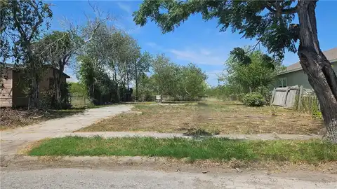 1634 Sycamore Place, Corpus Christi, TX 78416