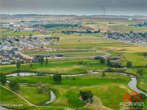94 Royal Cir, Gillette, WY 82718