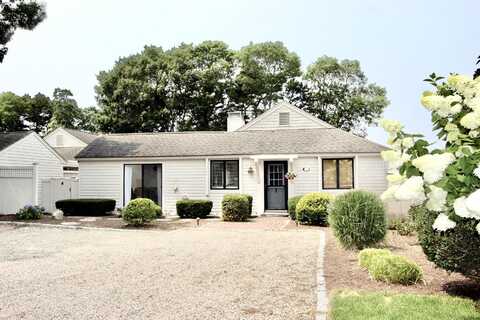 59 Mashie Circle, Mashpee, MA 02649