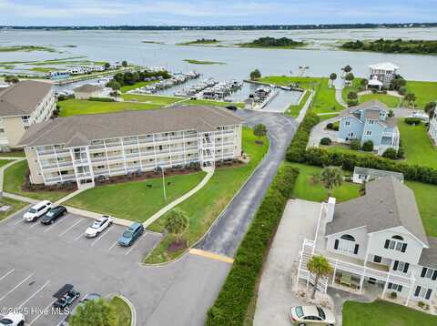 650 Cedar Point Boulevard, Cedar Point, NC 28584