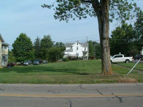76 E Main Street, Centerburg, OH 43011