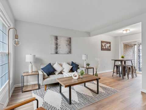 2337 Hardesty Court, Columbus, OH 43204
