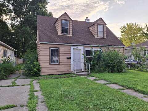 121 S Franklin Avenue, Ames, IA 50014
