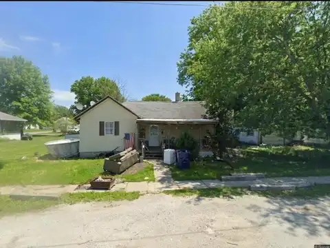 772 Lincoln Avenue, Marengo, IA 52301
