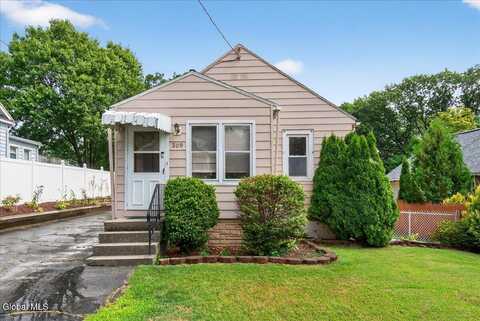 309 Pleasant Street, Schaghticoke, NY 12182