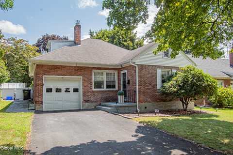 26 Center View Drive, Troy, NY 12180