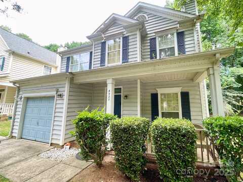 8925 Trentsby Place, Charlotte, NC 28216