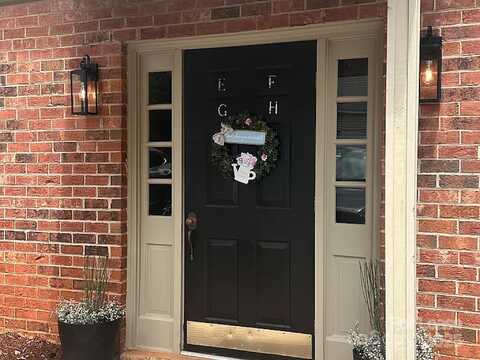 5925 Quail Hollow Road unit: F, Charlotte, NC 28210