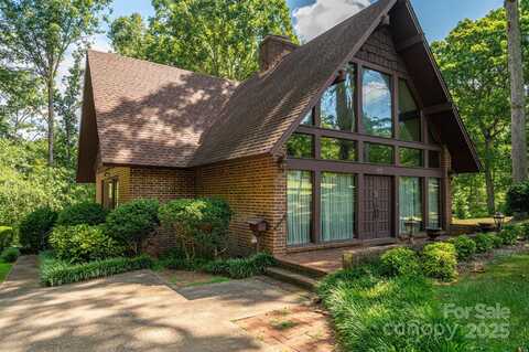 912 W Marion Street, Shelby, NC 28150