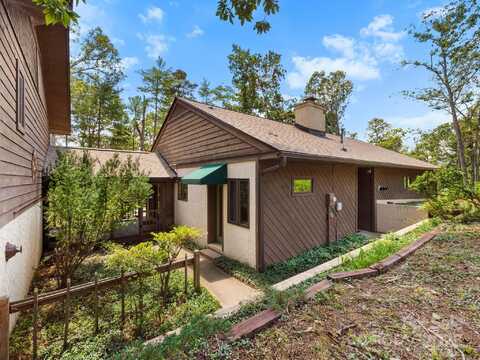 31 W Black Oak Drive, Asheville, NC 28804