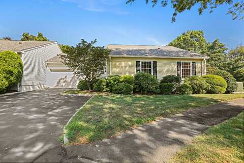 15 Bank Street, New Canaan, CT 06840