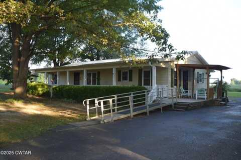 678 Farrow Road, Bells, TN 38006