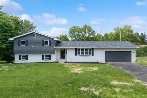 2449 Pine Knott Drive, Beavercreek, OH 45431