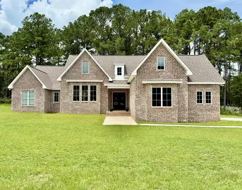 211 Riverchase Drive, Hartford, AL 36344