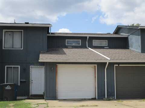 1003 Day Street unit: 23, Des Moines, IA 50314