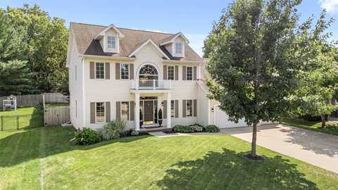 12392 Sunset Terrace, Clive, IA 50325