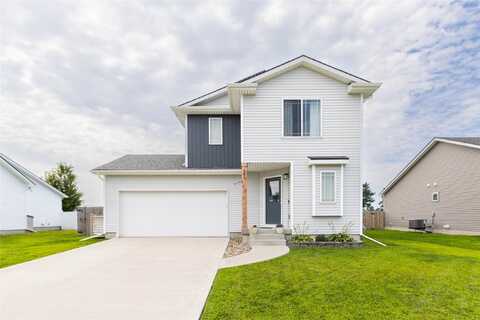 302 Big Bluestem Drive, Monroe, IA 50170