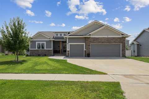 360 NE Coyote Drive, Waukee, IA 50263