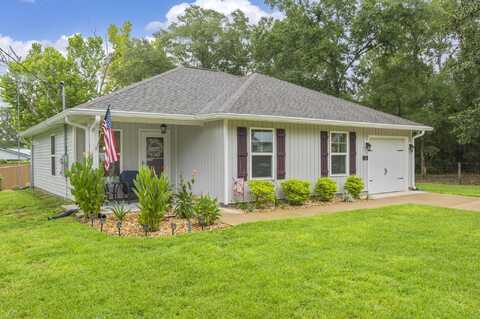 105 White Street, DeFuniak Springs, FL 32435