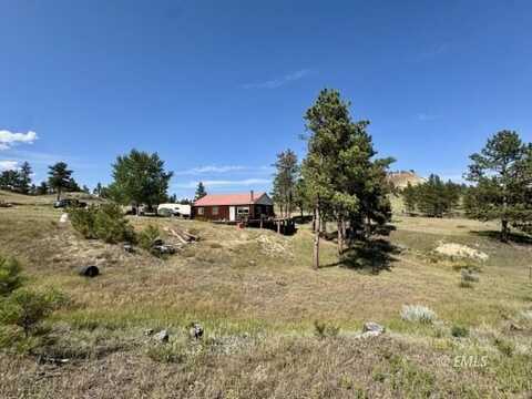 4381 Moon Creek Rd, Miles City, MT 59301