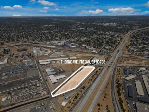 100 Thorne Avenue N, Fresno, CA 93706
