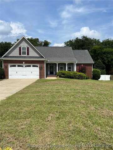 124 Hurdle Lane, Raeford, NC 28376