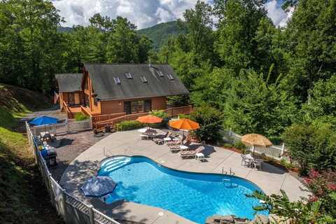 112 Hawks Nest Ridge, Cullowhee, NC 28723