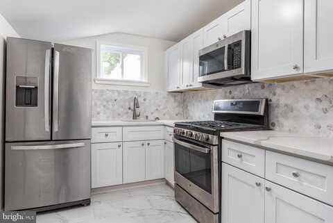 120 GRAPE STREET, PHILADELPHIA, PA 19127