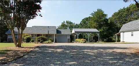 4811 Stagecoach RD, Ozark, AR 72949