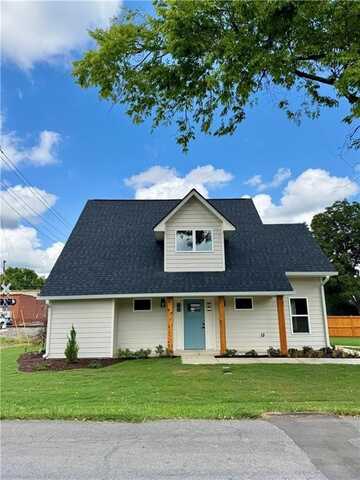 121 Railroad St, Adairsville, GA 30103