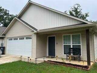 329 Almon Street, Heflin, AL 36264
