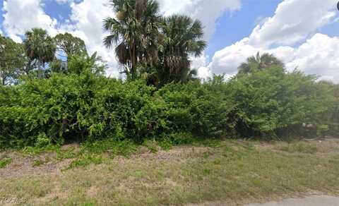 332 Selkirk Avenue, Lehigh Acres, FL 33974