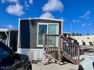 16988 Captains Drive, Bokeelia, FL 33922