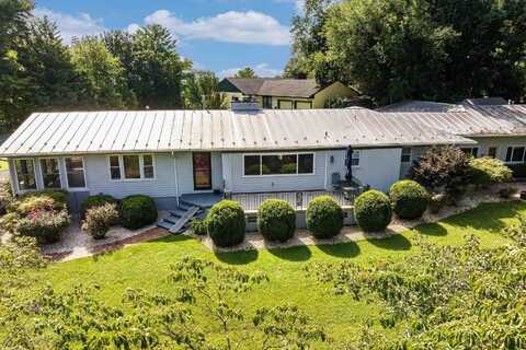 108 OVERLOOK RD, STAUNTON, VA 24401