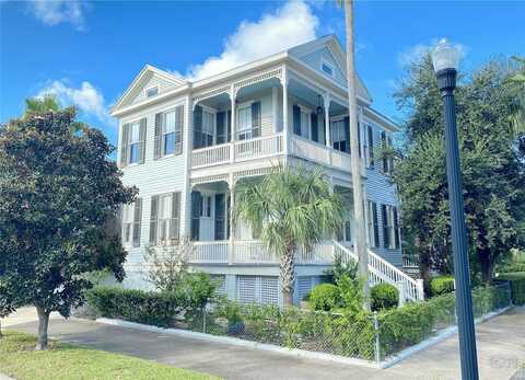 1601 Postoffice Street, Galveston, TX 77550