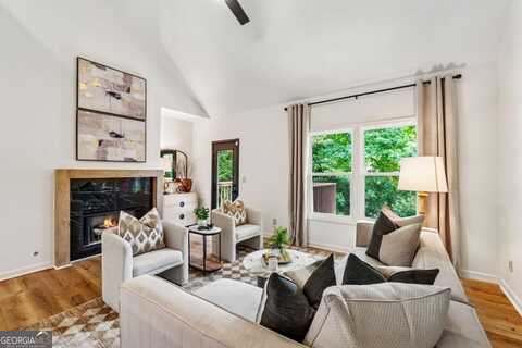 904 Ivy Green, Marietta, GA 30067