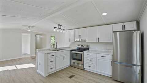50 Sangster Road, Jesup, GA 31545